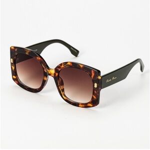 Oversized Leopard Print Sunglasses